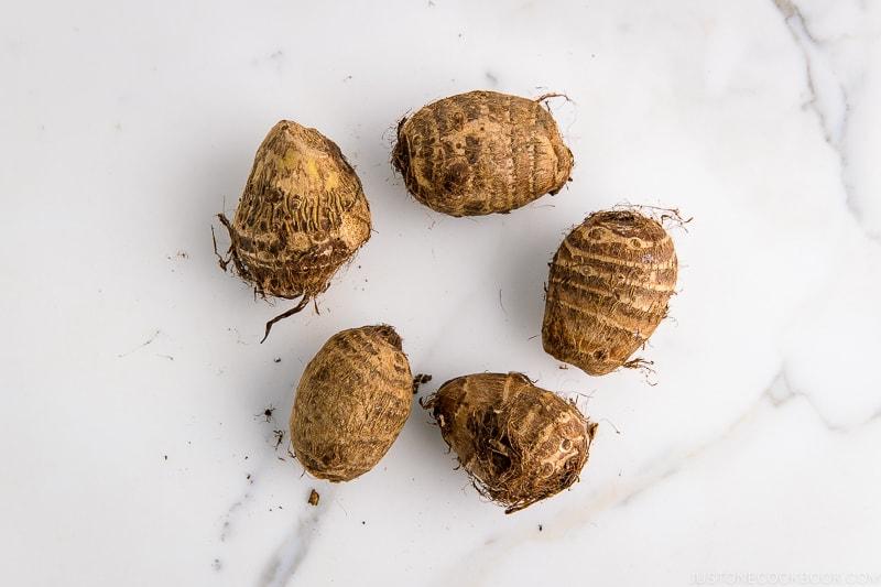 小物 satoimo Japanese Taro (Satoimo)